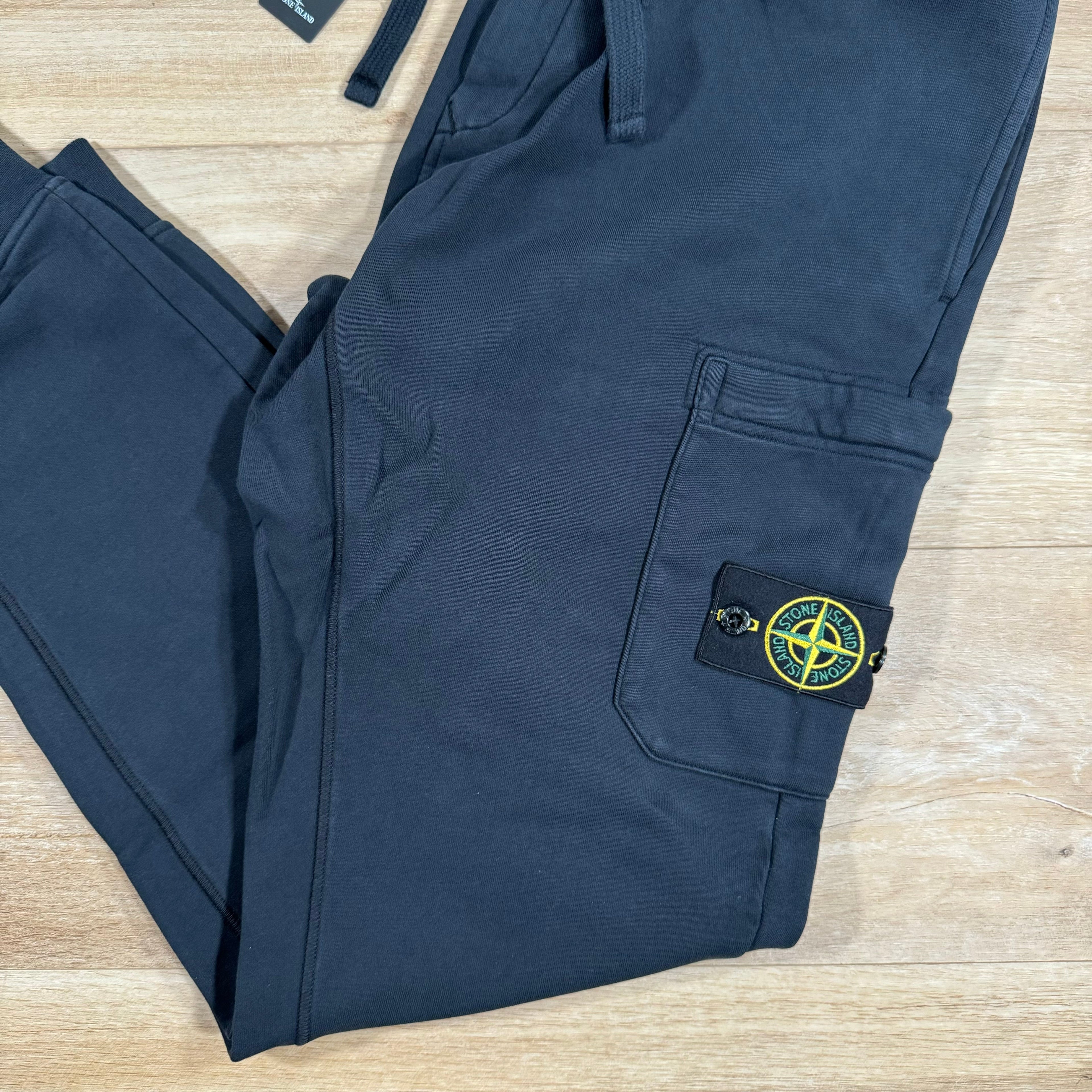 Stone Island Slim Fit Sweatpants in Navy -Usfansport