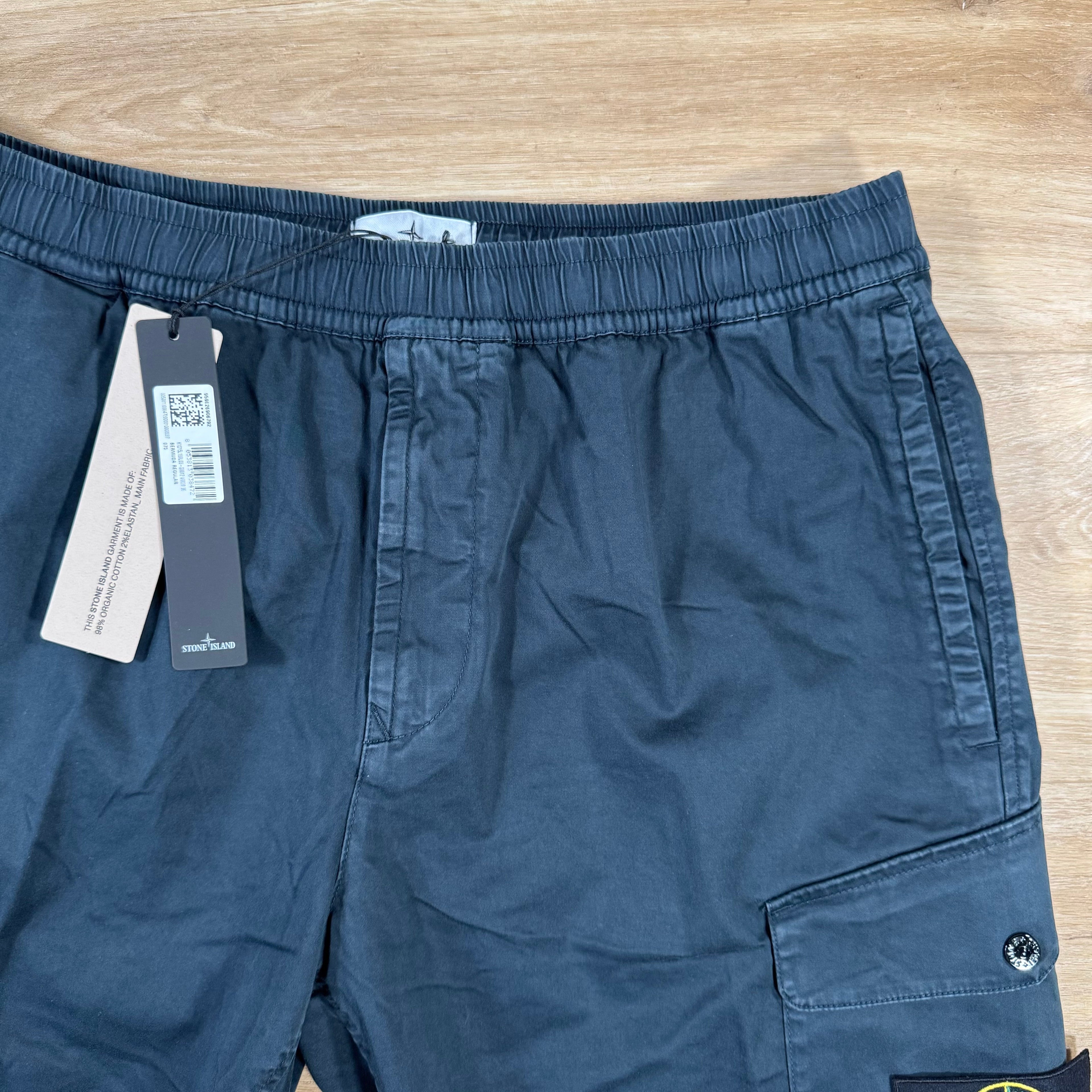 Stone Island Organic Stretch Cotton Cargo Bermuda Shorts in Navy -Usfansport