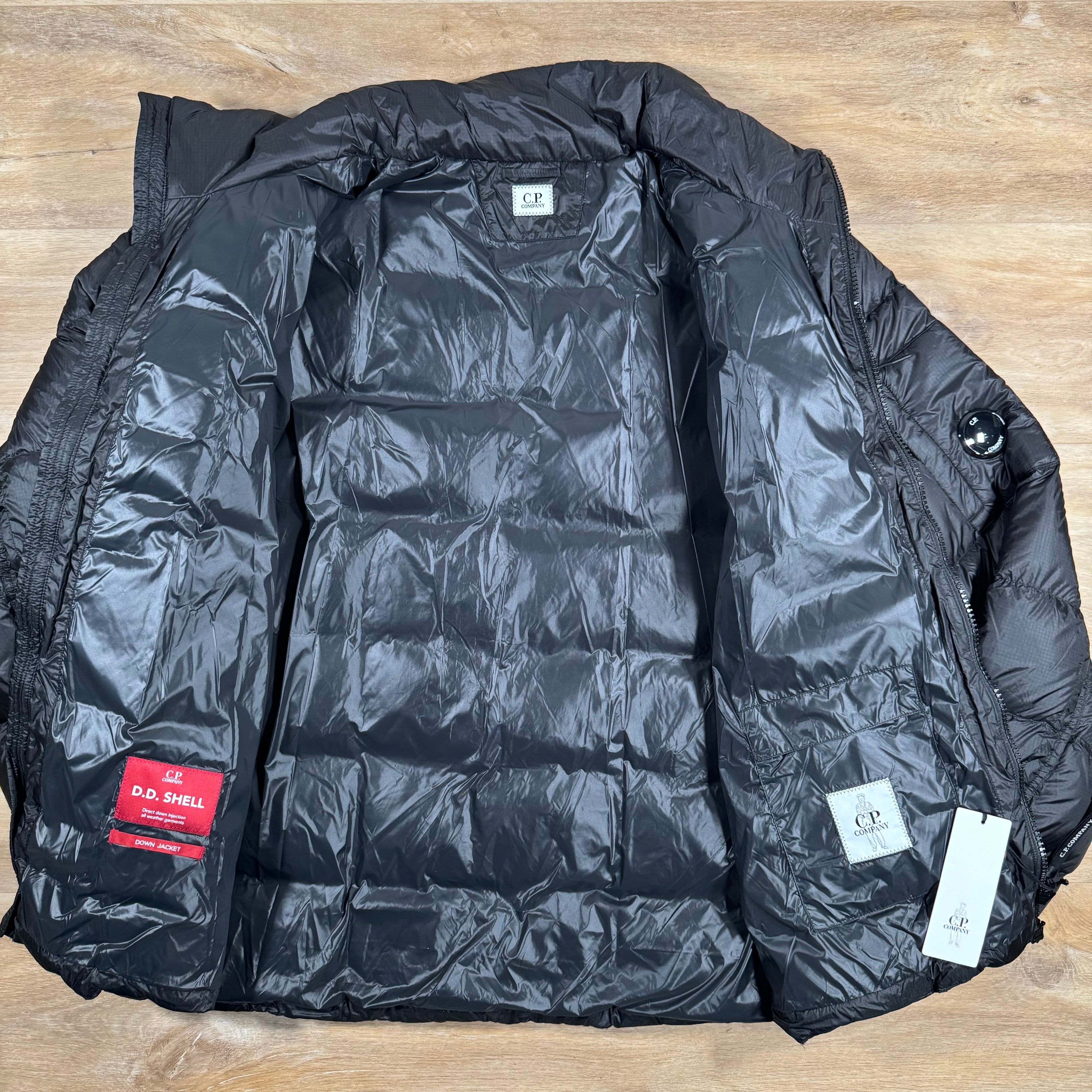 CP Company Short Down Lens Jacket in Black -Usfansport