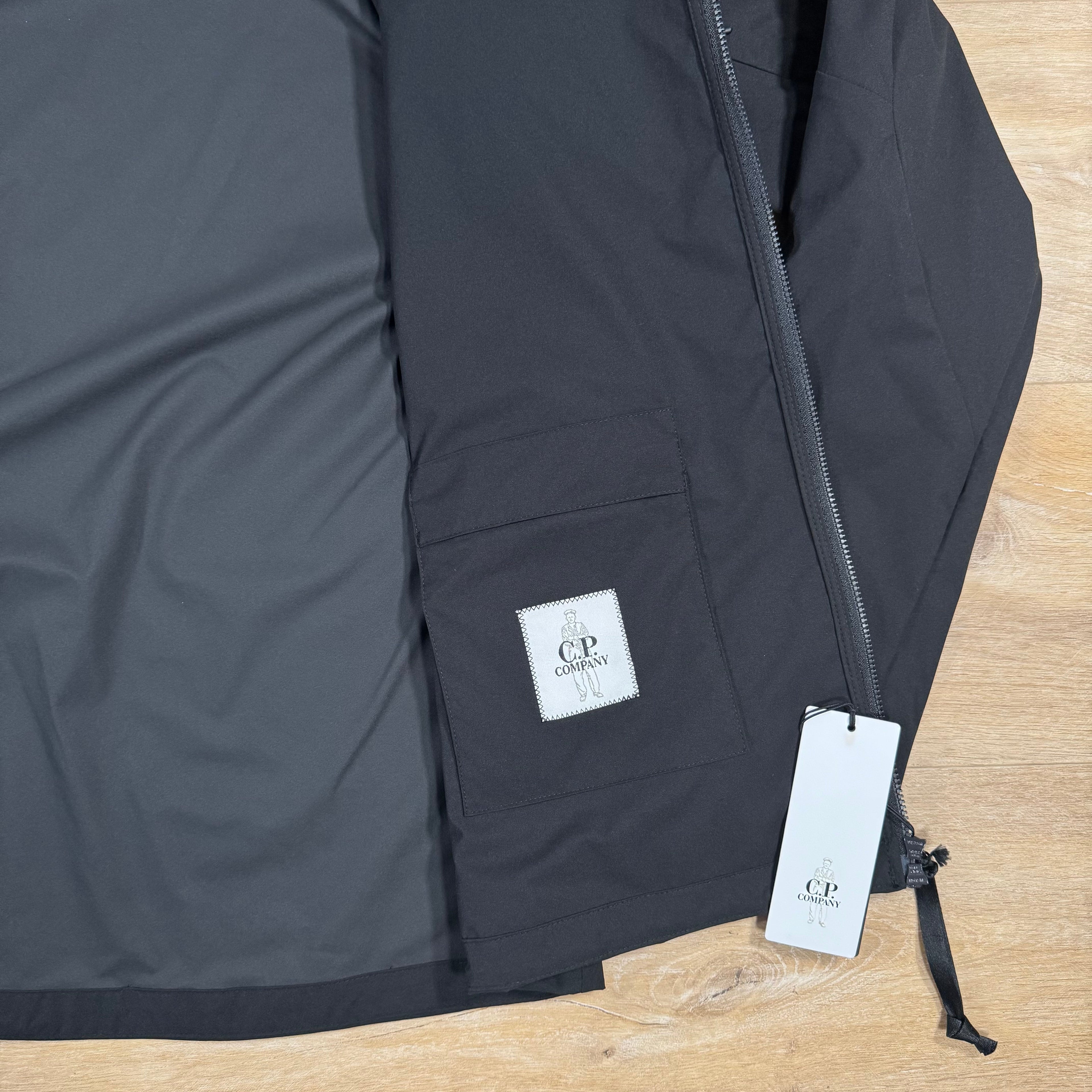 CP Company Pro-Tek Lens Jacket in Black -Usfansport
