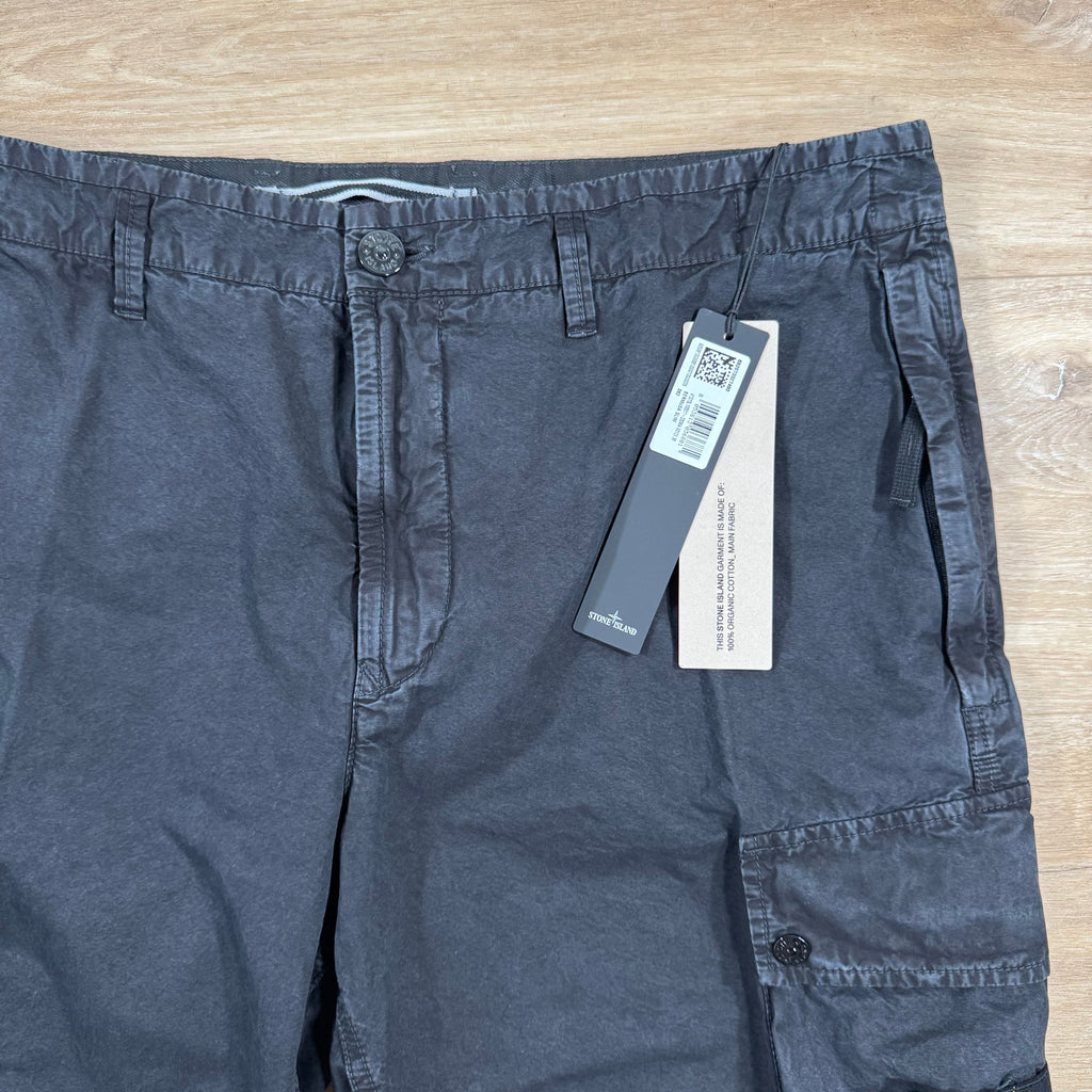 Stone Island Brushed Cotton Cargo Bermuda Shorts in Black -Usfansport