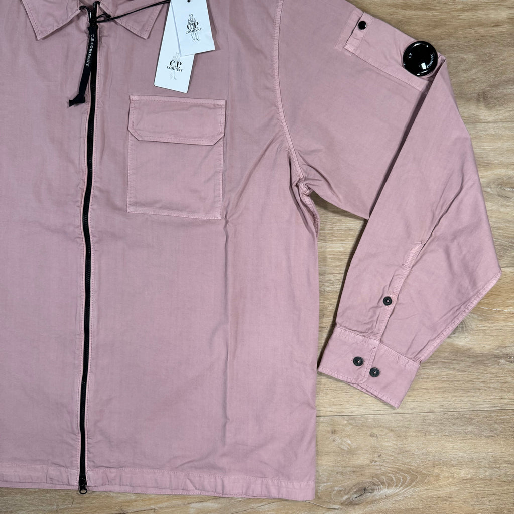 CP Company Organic Gabardine Lens Overshirt in Misty Rose - Pink -Usfansport