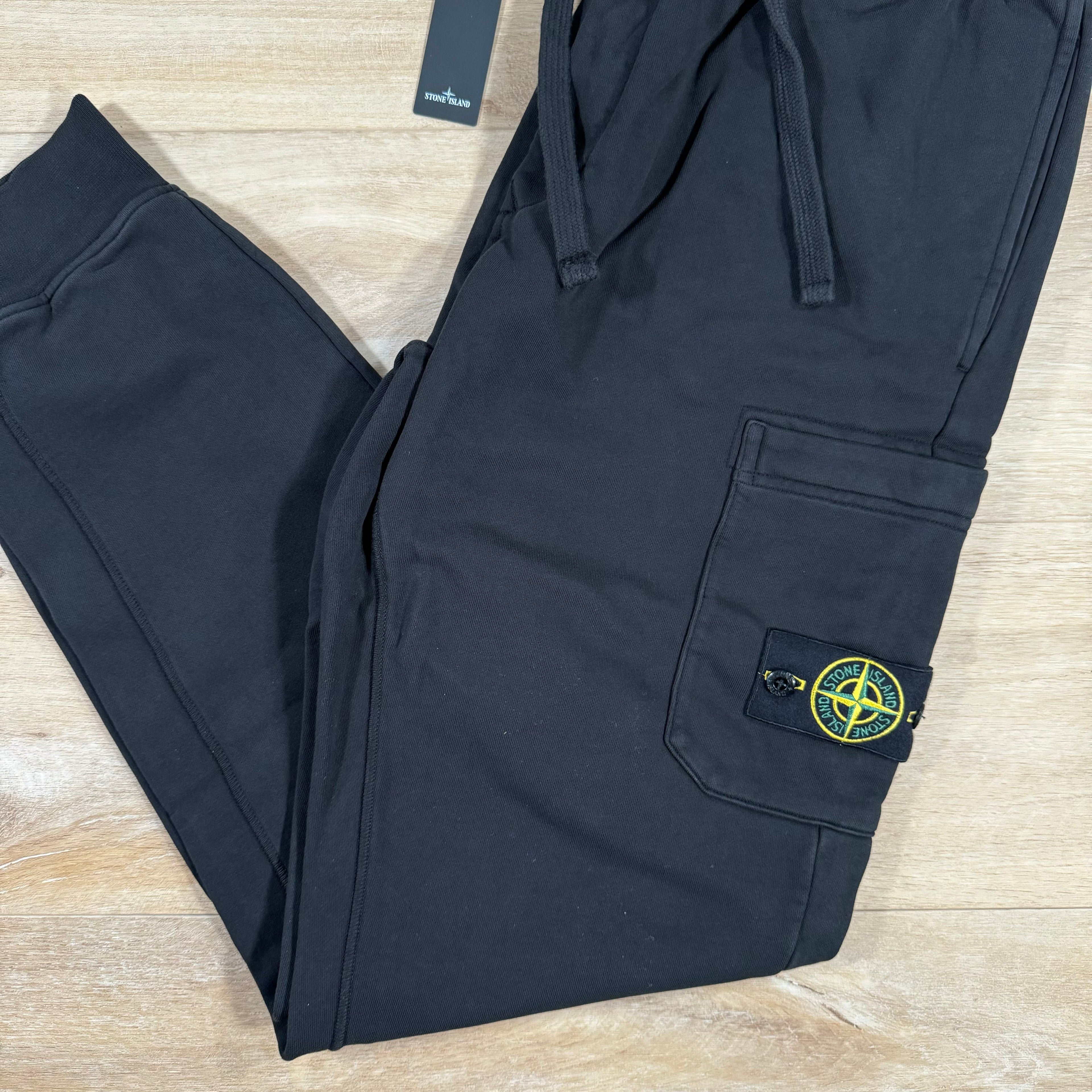Stone Island Slim Fit Sweatpants in Black -Usfansport