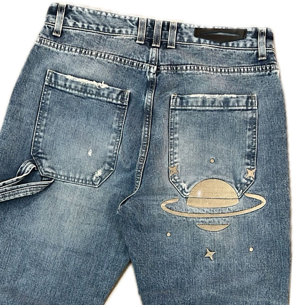Jeans Do Not Conform