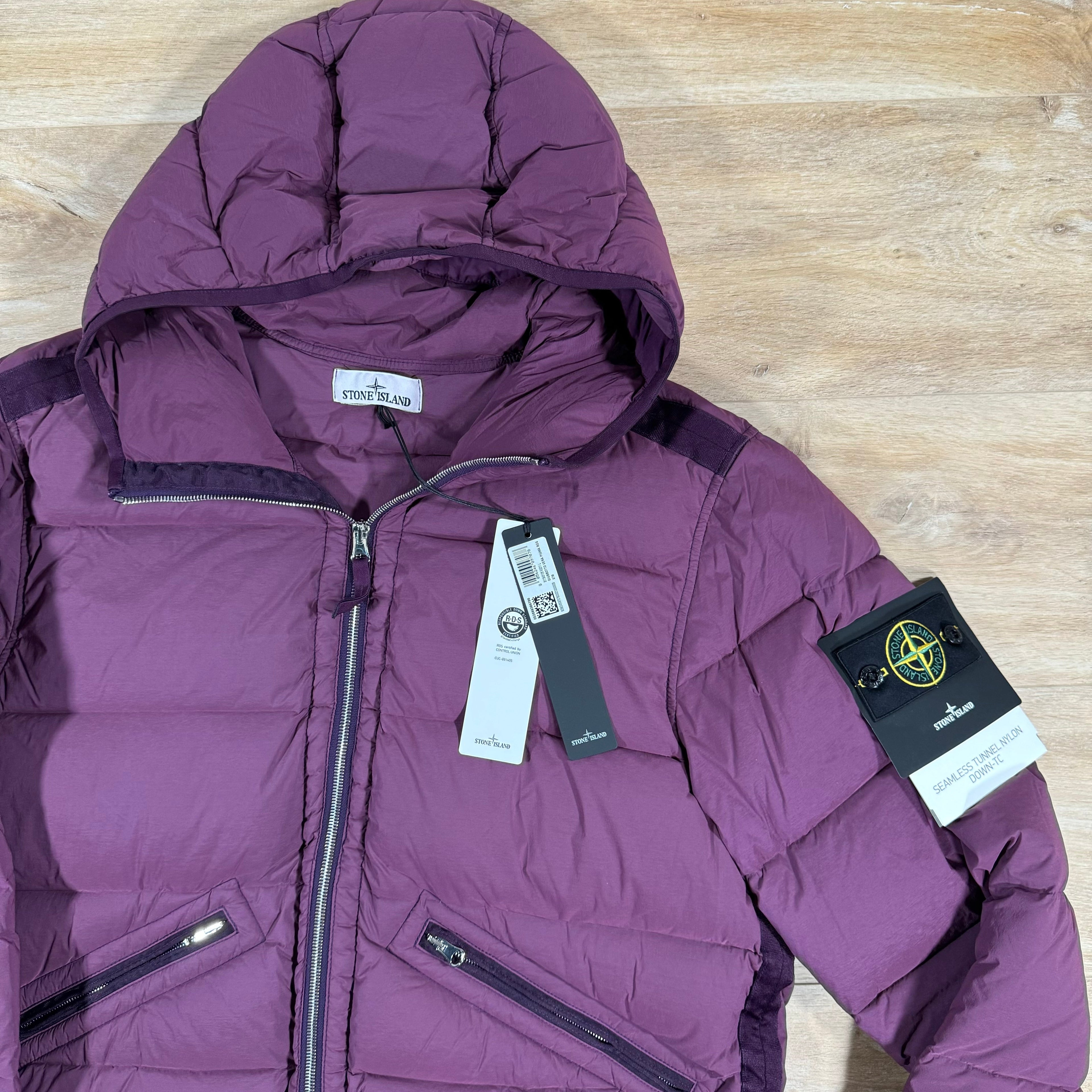 Stone Island Seamless Tunnel Down-TC Jacket in Burgundy -Usfansport