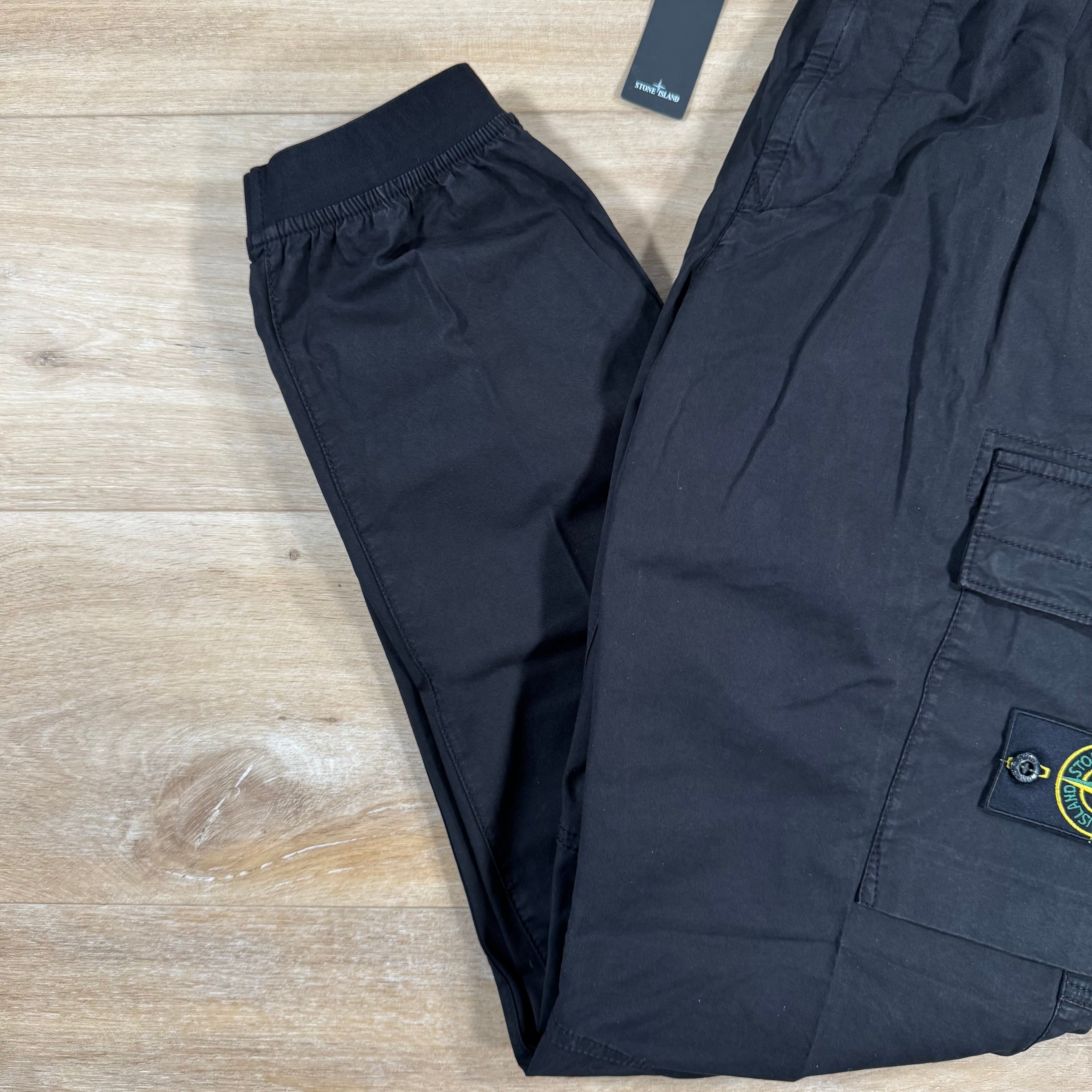 Stone Island Supima Twill Stretch-TC Cargo Pants in Black -Usfansport