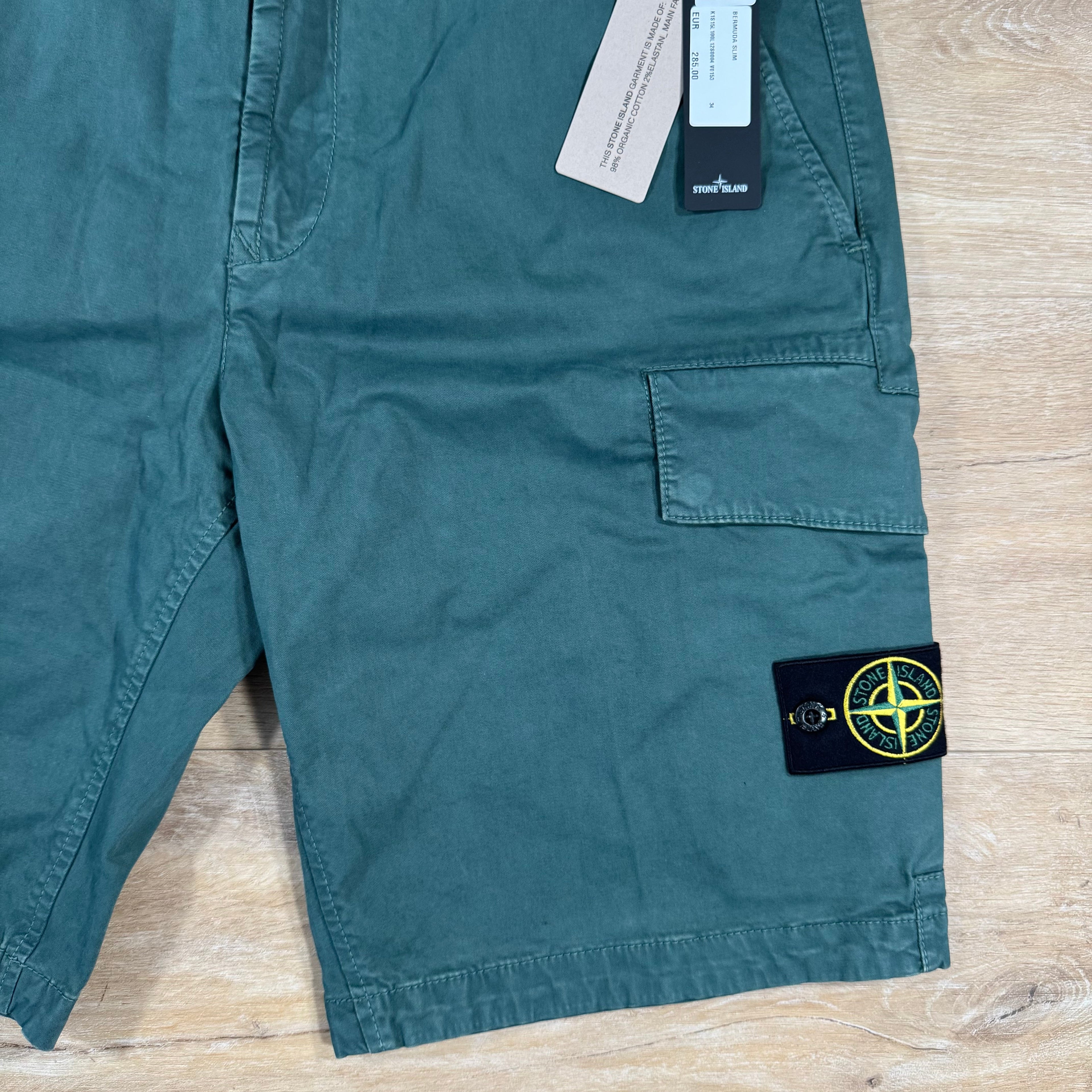 Stone Island Stretch Twill Cargo Shorts in Bottle Green -Usfansport