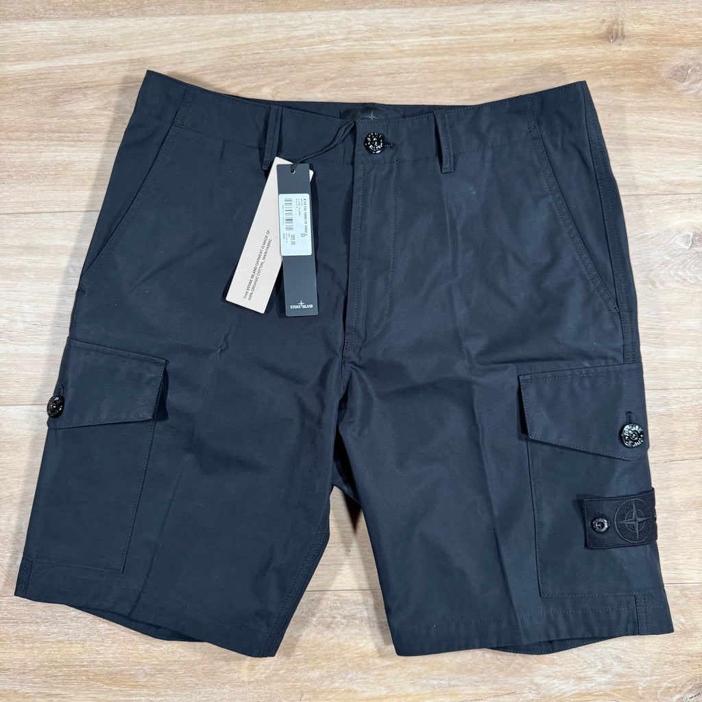 Stone Island Weatherproof Ghost Cargo Bermuda Shorts in Black -Usfansport