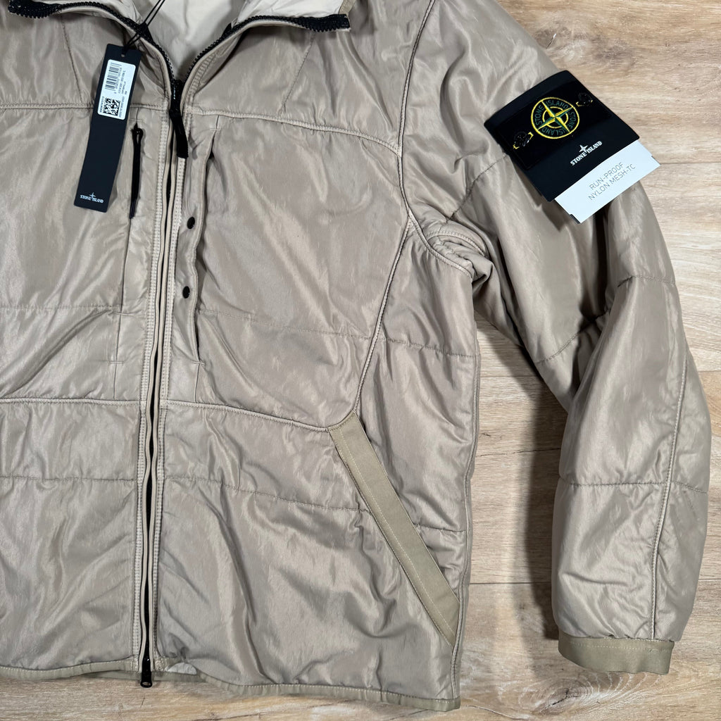Stone Island Run-Proof Nylon Mesh-TC Reversible Jacket in Desert -Usfansport