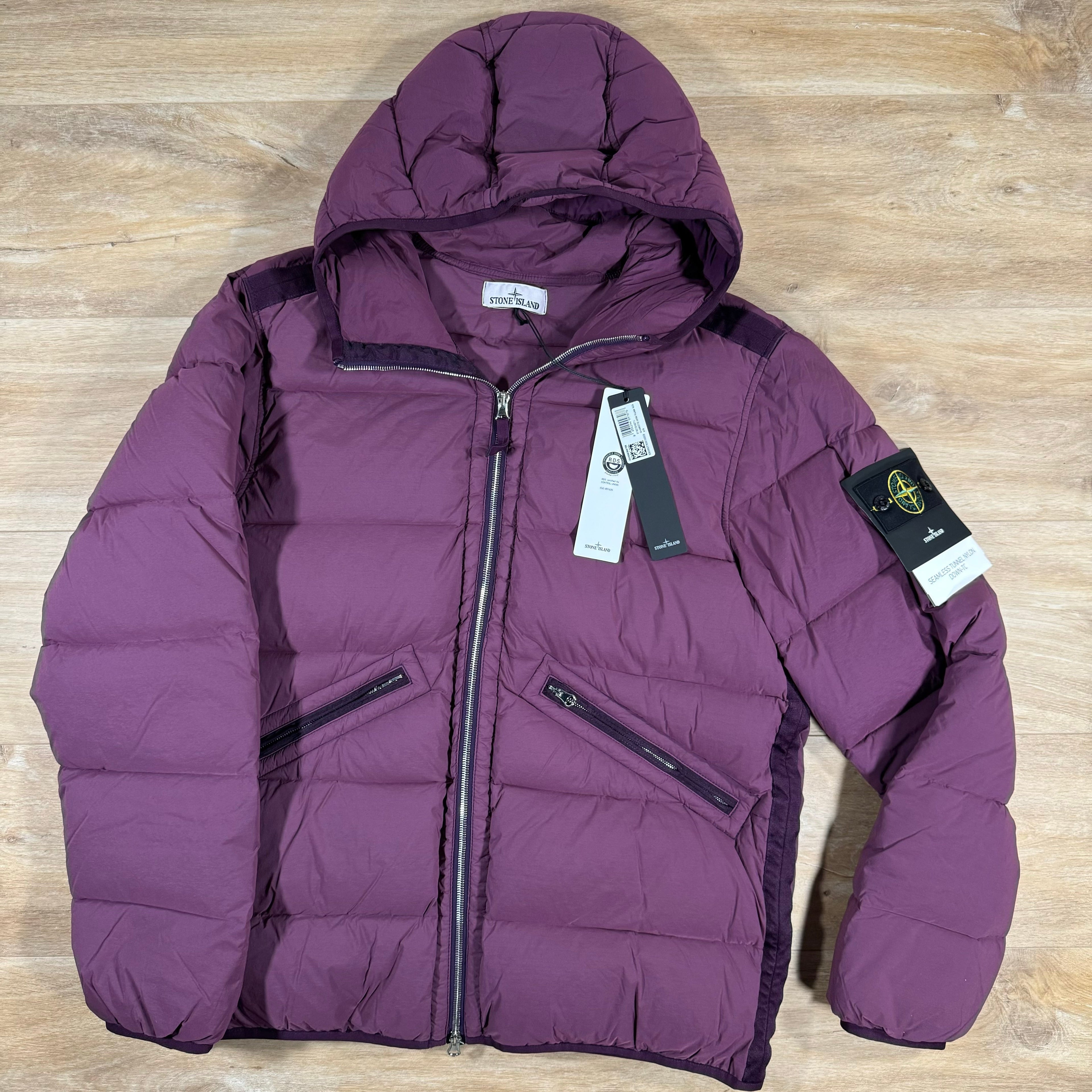 Stone Island Seamless Tunnel Down-TC Jacket in Burgundy -Usfansport