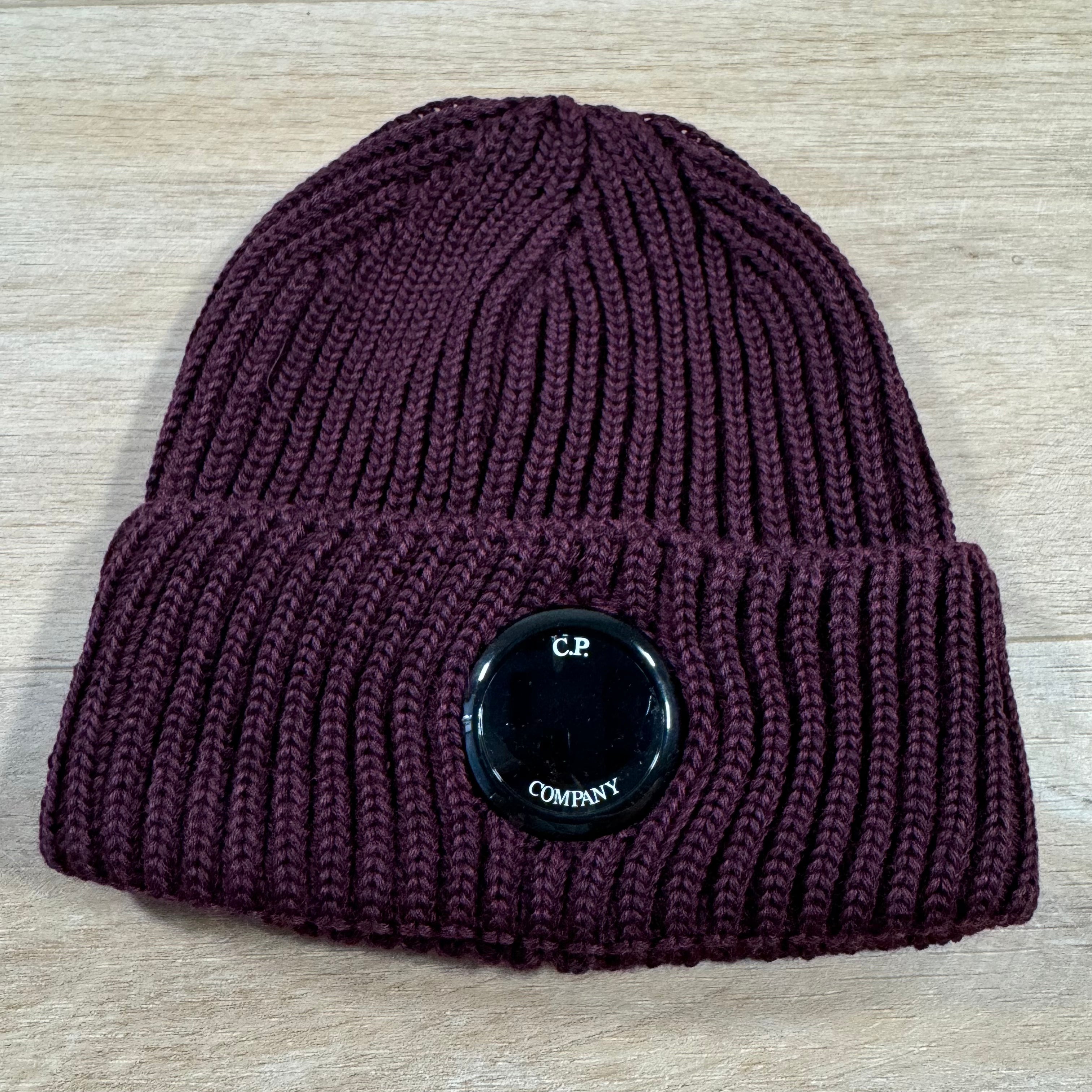 CP Company Extra Fine Merino Wool Lens Beanie in Potent Purple -Usfansport