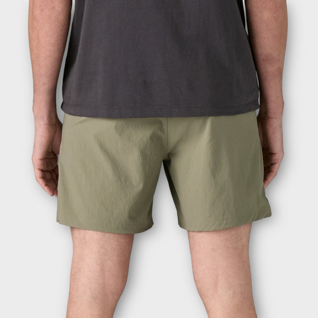 Patagonia Baggies Lights 6IN Shorts I Green