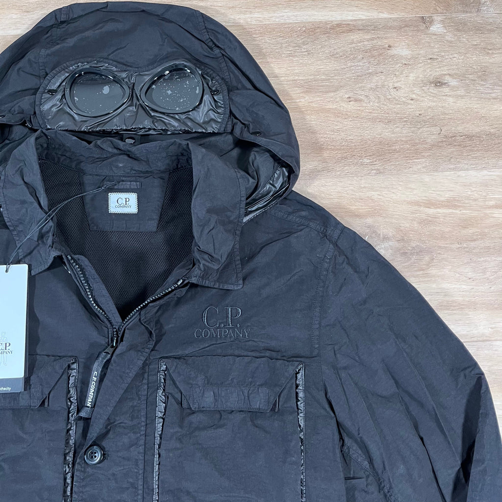CP Company Flatt Nylon Goggle Overshirt in Black -Usfansport