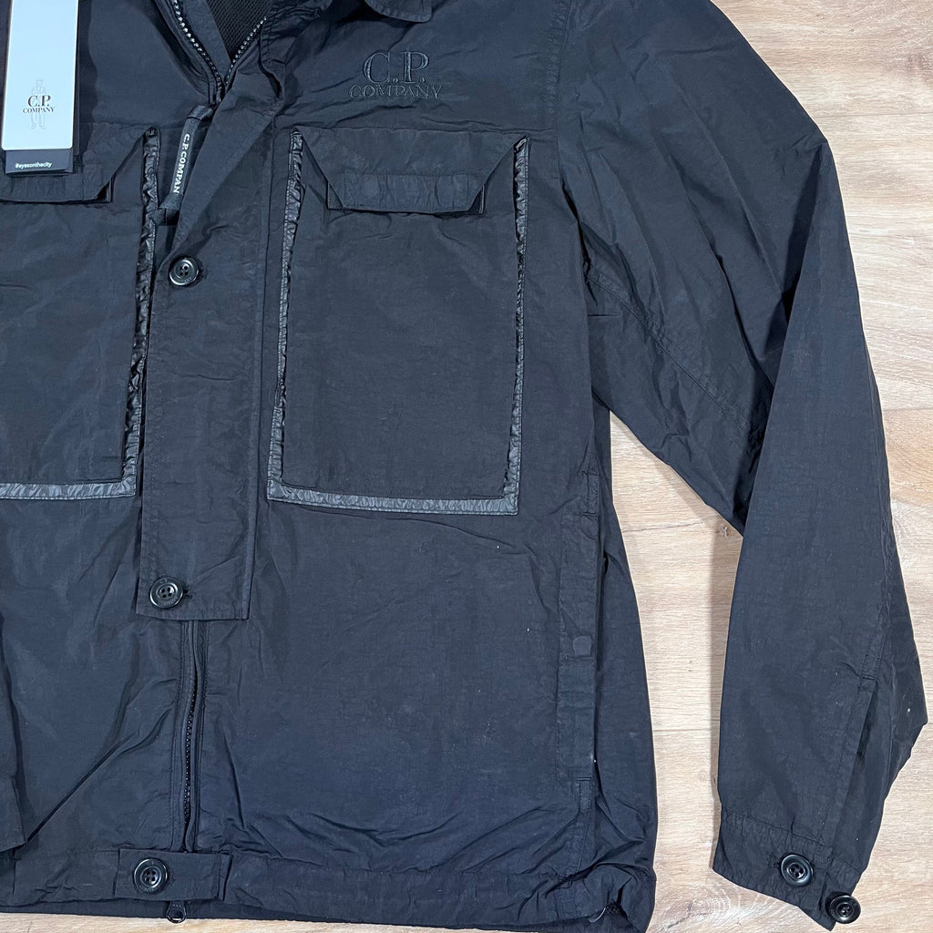 CP Company Flatt Nylon Goggle Overshirt in Black -Usfansport