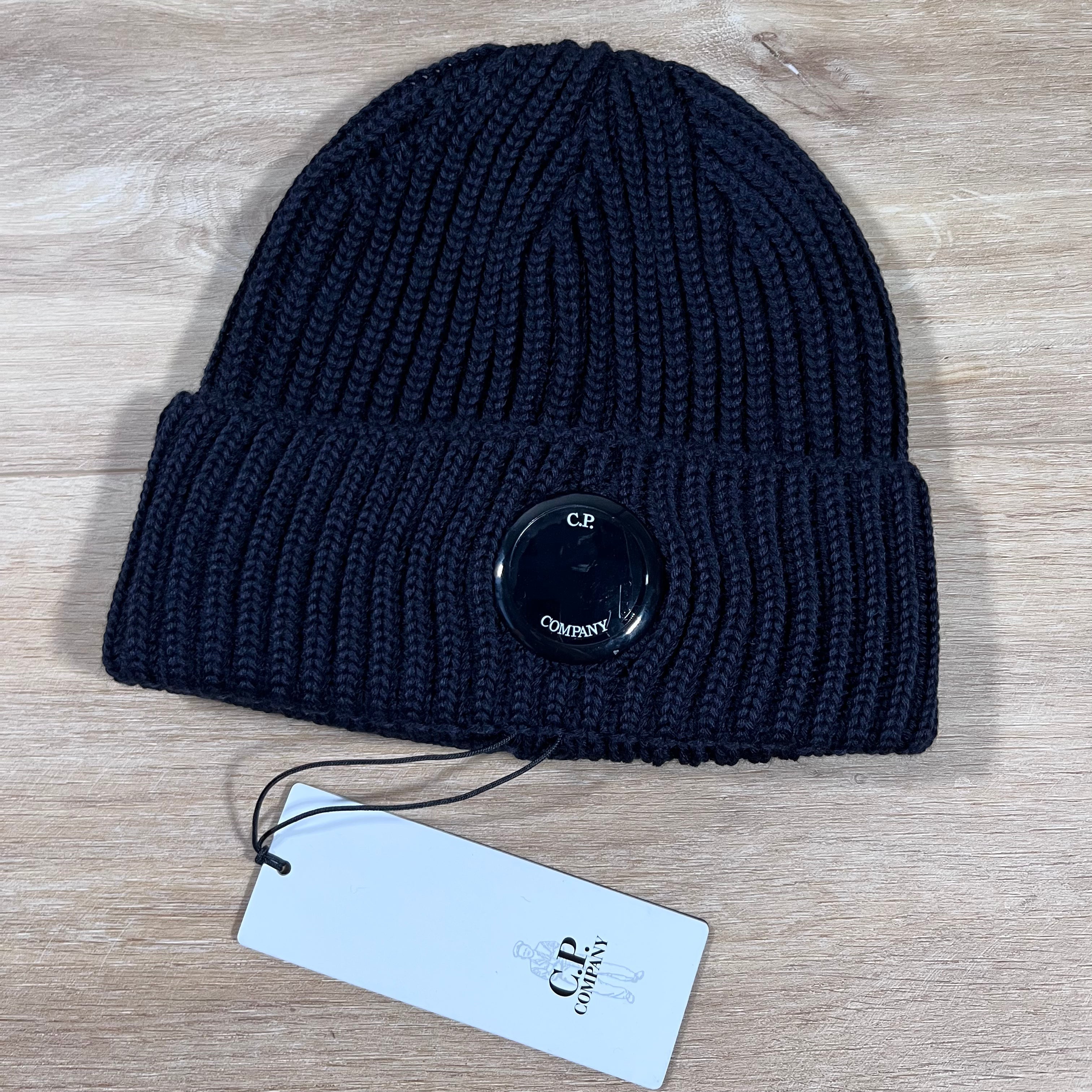 CP Company Extra Fine Merino Wool Lens Beanie in Navy -Usfansport