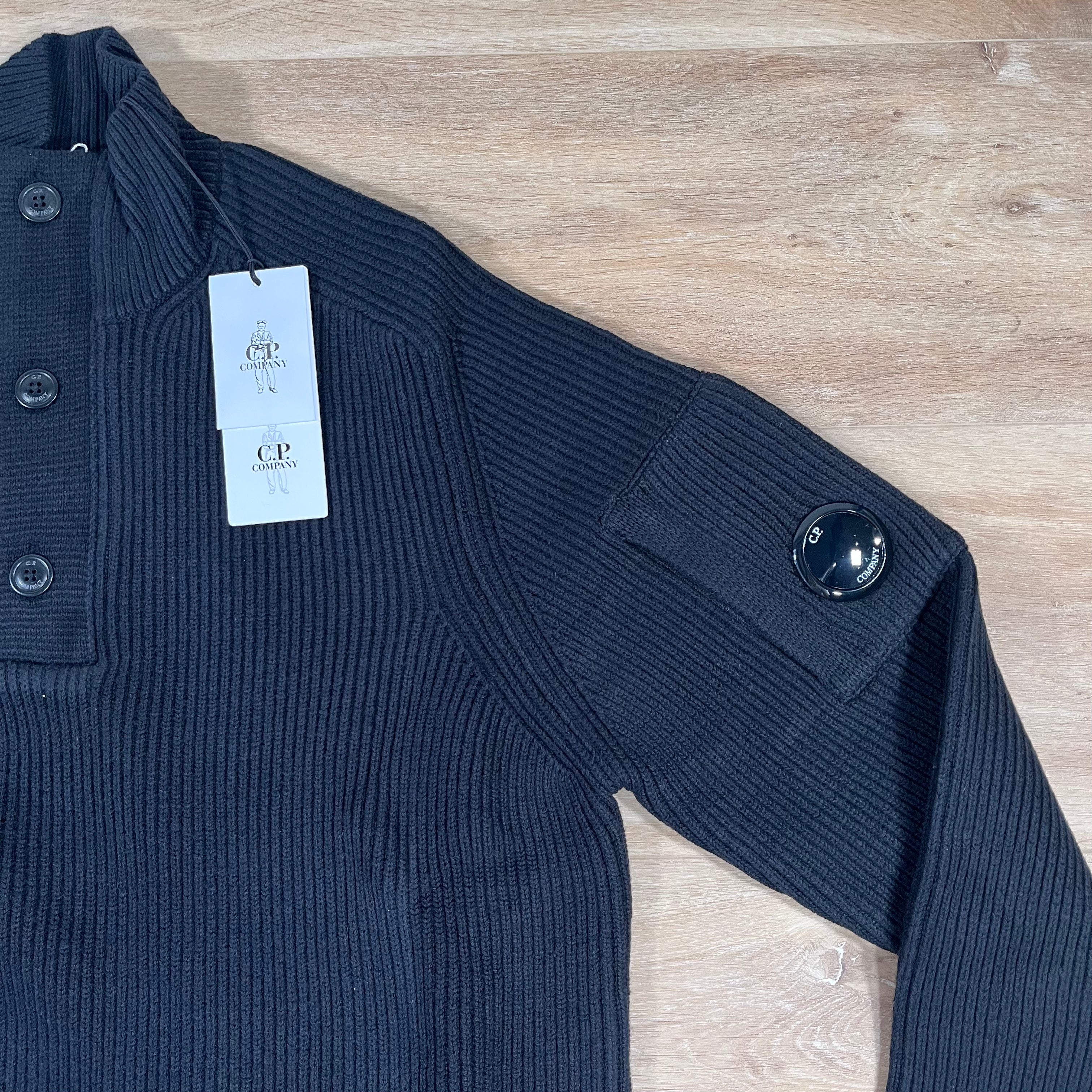 CP Company Full Rib Half-Button Lens Sweater in Black -Usfansport
