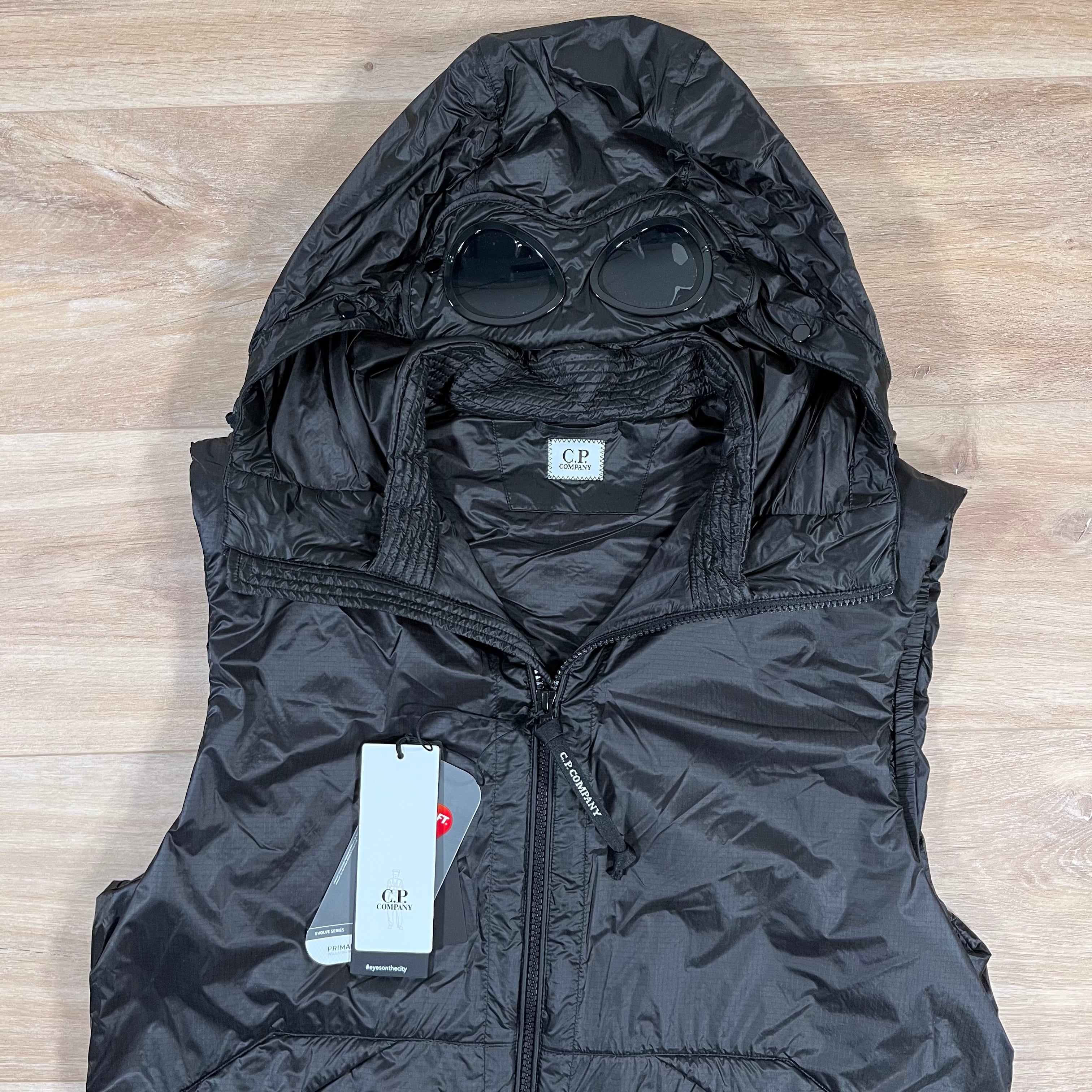 CP Company Nada Shell Goggle Padded Gilet in Black -Usfansport