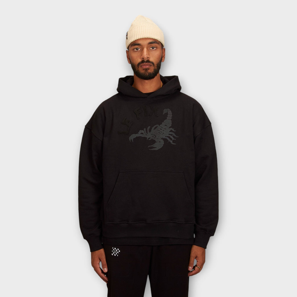 Le Fix Scorpion Hoodie I Sort