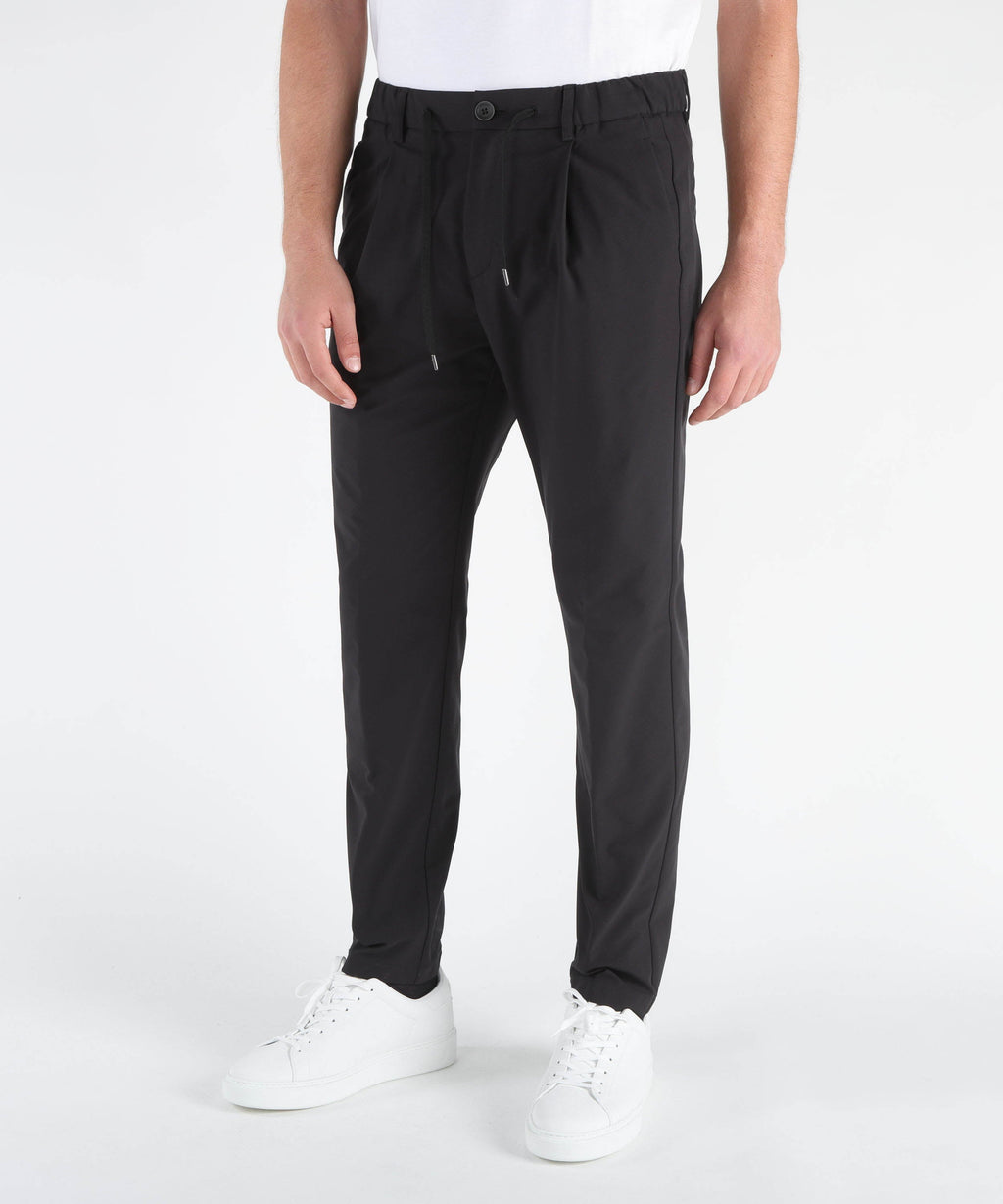 HERNO Pantalone tecnico con coulisse e pinces