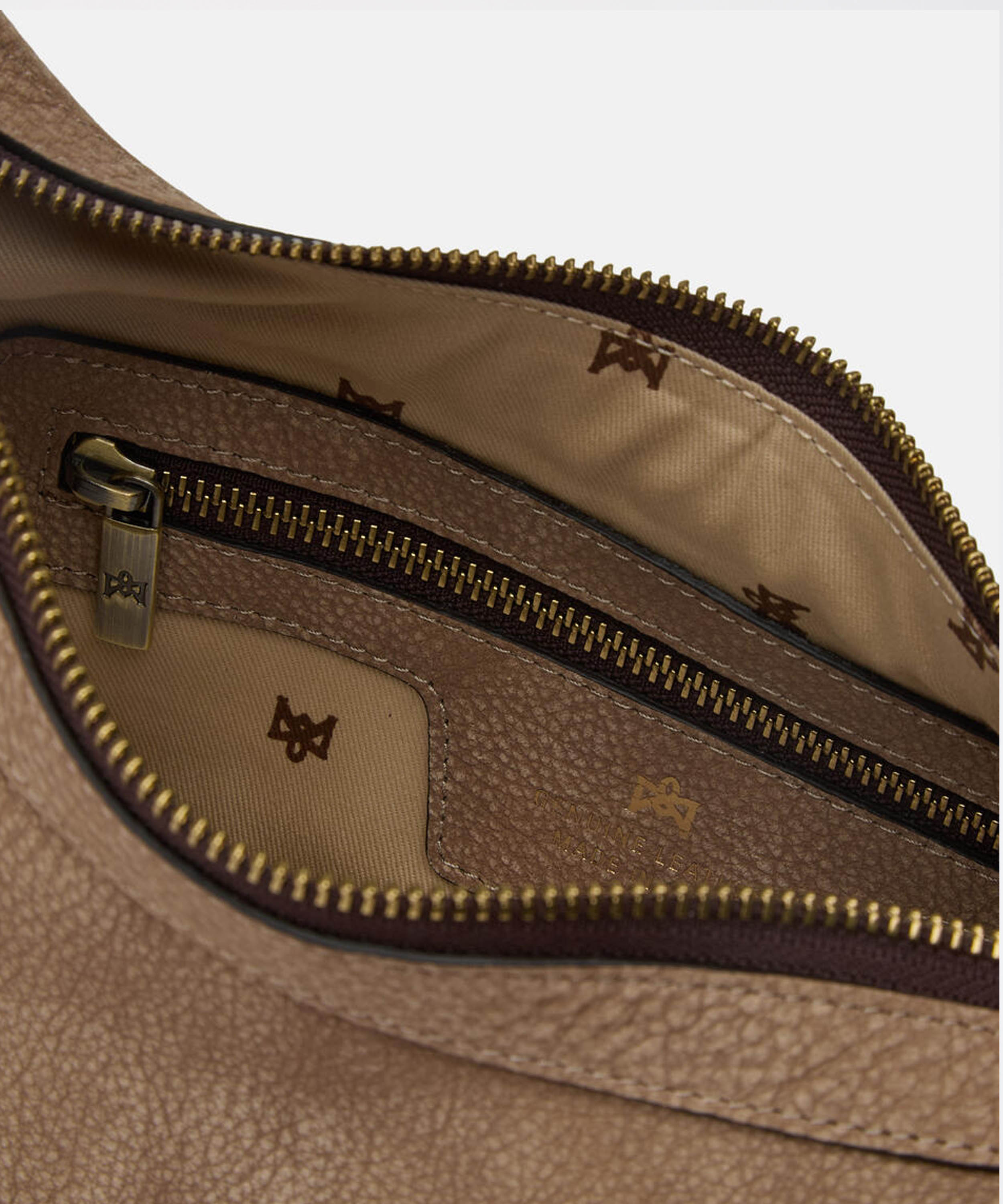 CUOIERIA FIORENTINA  Piccolo Hobo Maxima â Eleganza Boho-Chic in Pelle Nabuk