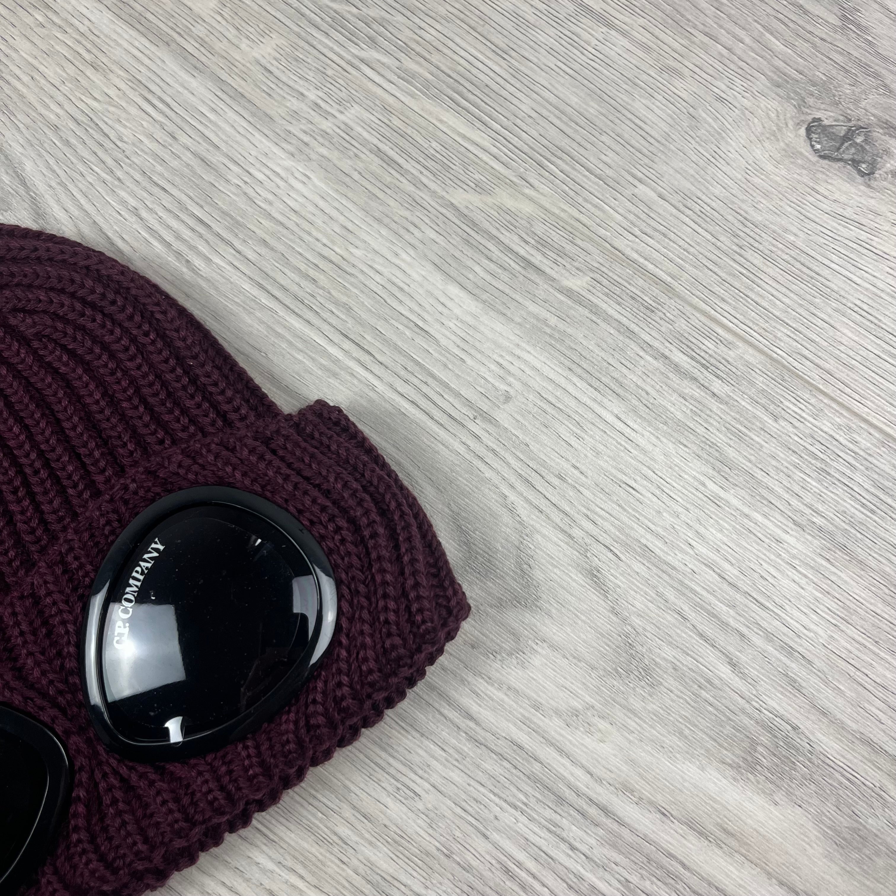 CP Company Goggle Beanie - Purple -Usfansport