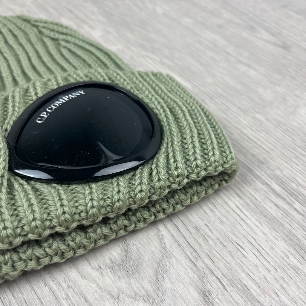 CP Company Goggle Beanie - Tea -Usfansport