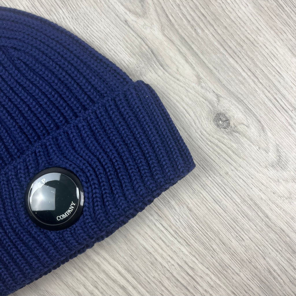 CP Company Lens Beanie - Estate Blue -Usfansport