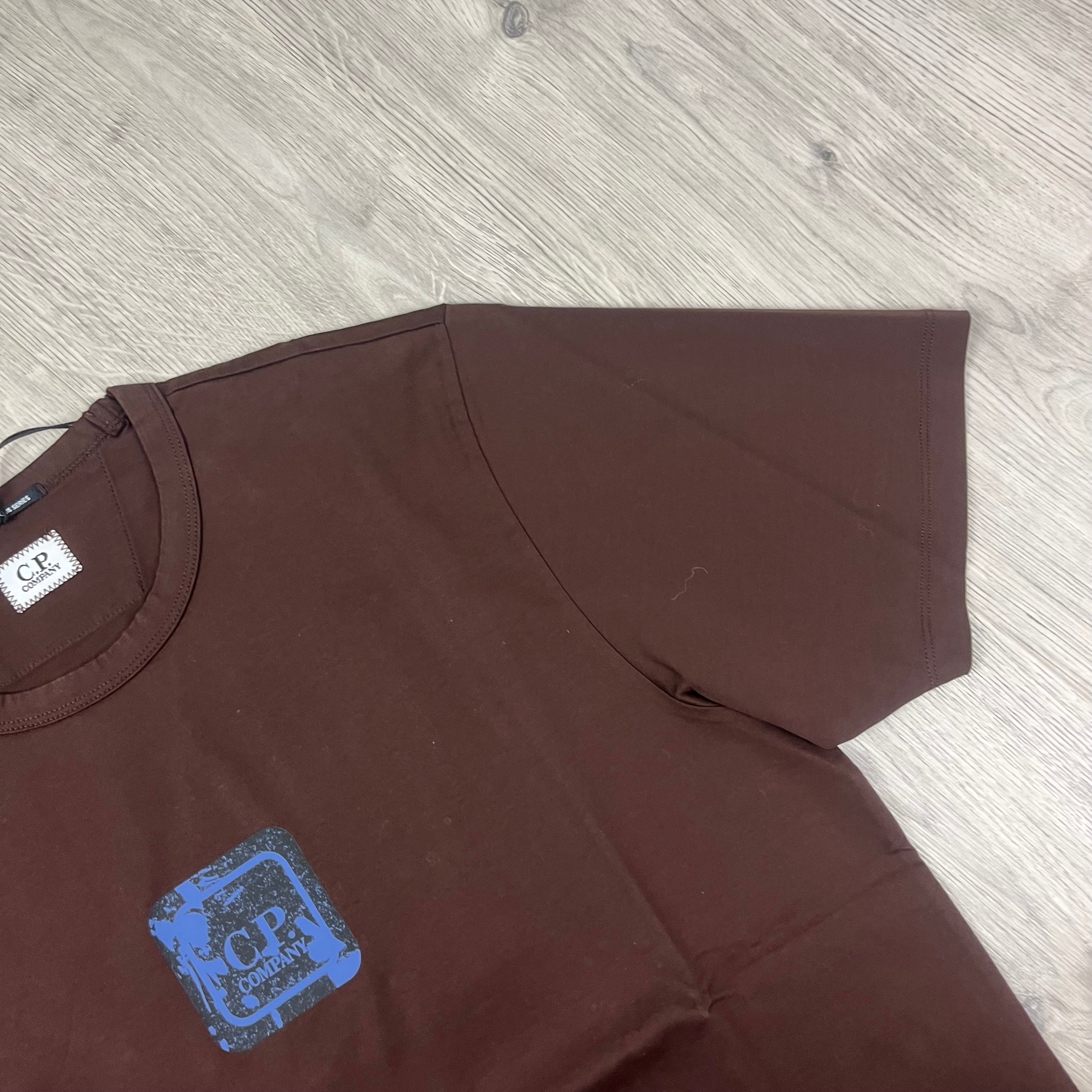 CP Company Metropolis T-Shirt - Rum Raisin -Usfansport