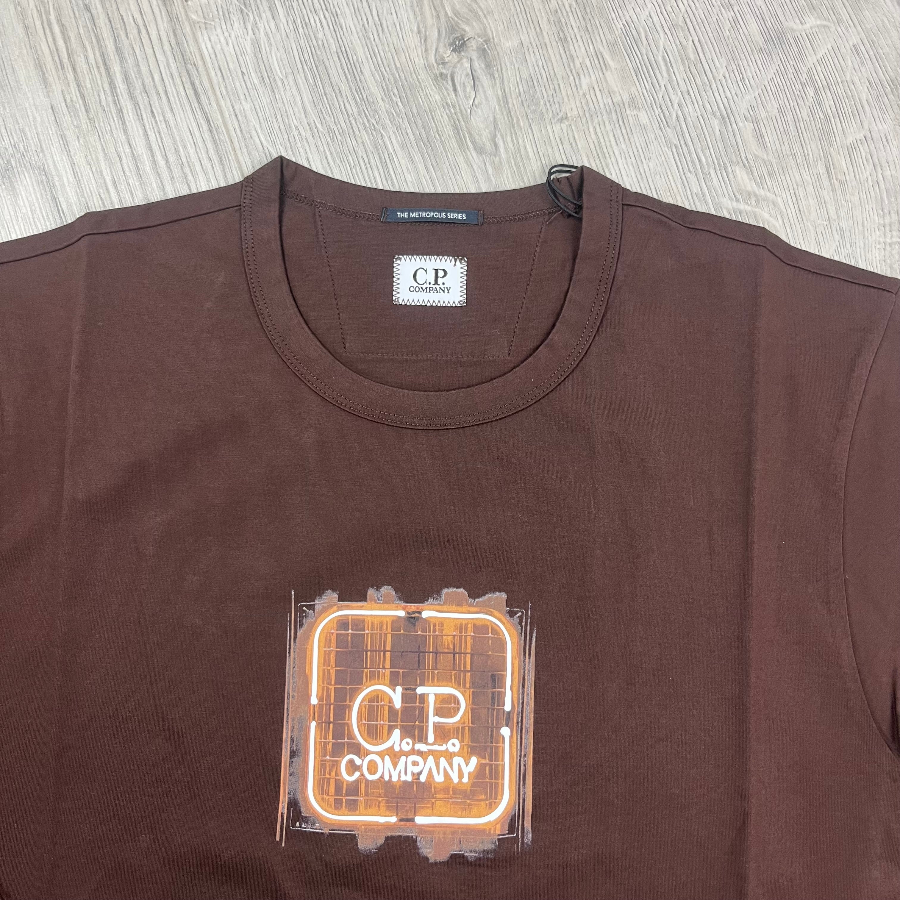 CP Company Metropolis T-Shirt - Rum Raisin -Usfansport