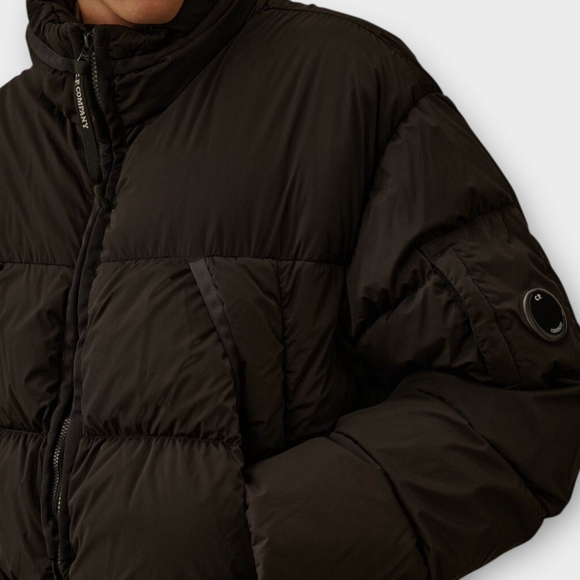 C. P. Company Nycra-R Hooded Down Jakke I Sort