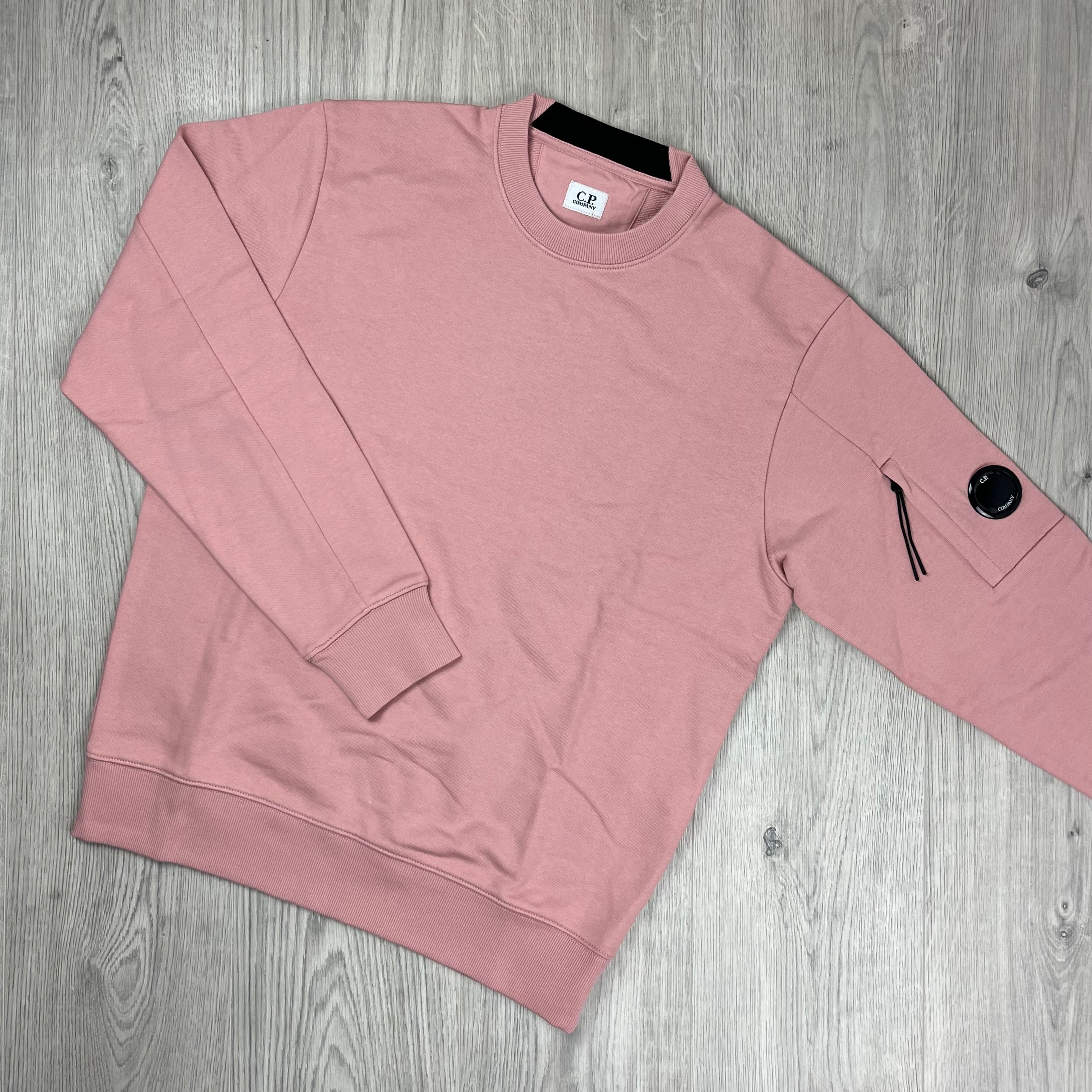 CP Company Raised Fleece Sweatshirt - Misty Rose -Usfansport
