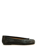 Ballerina Tabi in pelle colore nero.