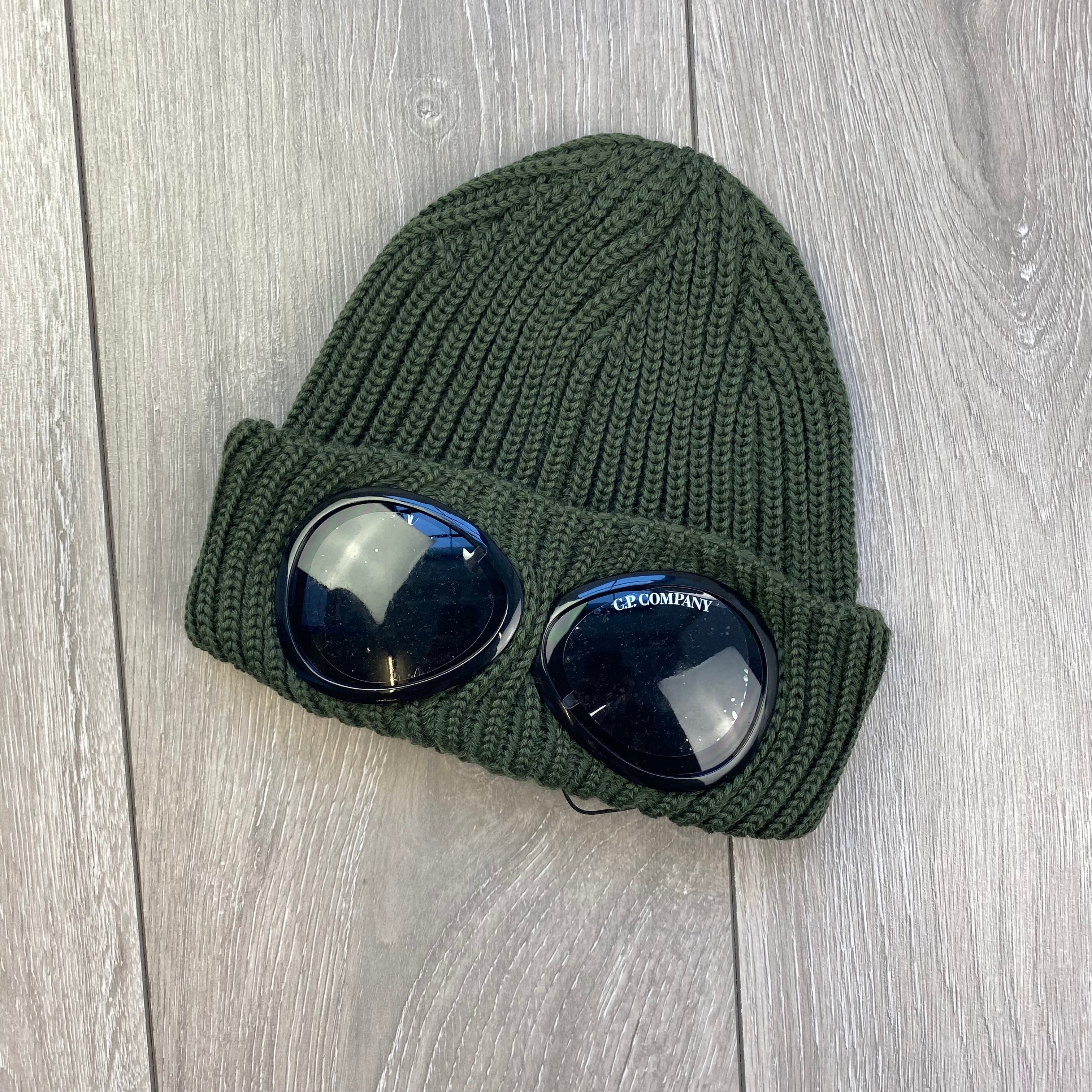 CP Company Goggle Beanie - Ivy Green -Usfansport
