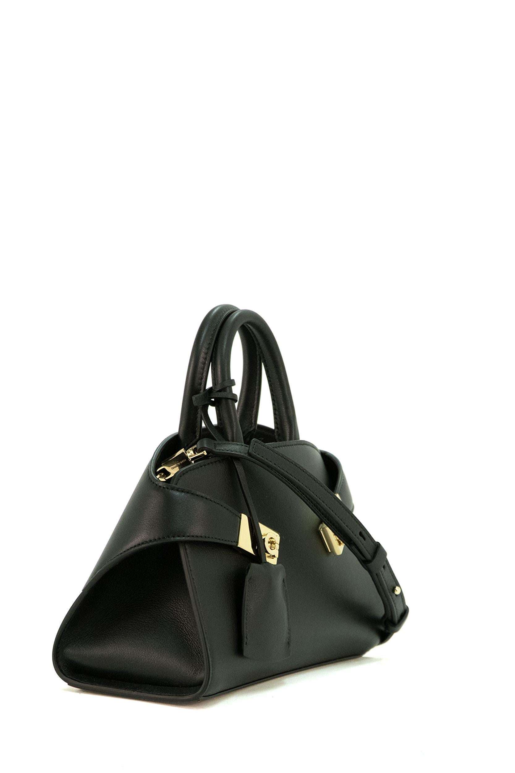 Borsa a mano Hug color nera