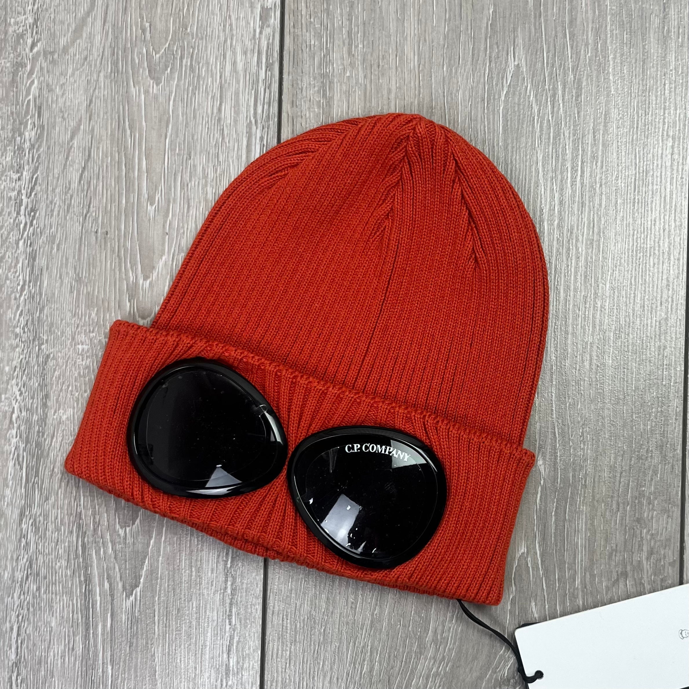 CP Company Goggle Beanie - Pumpkin -Usfansport