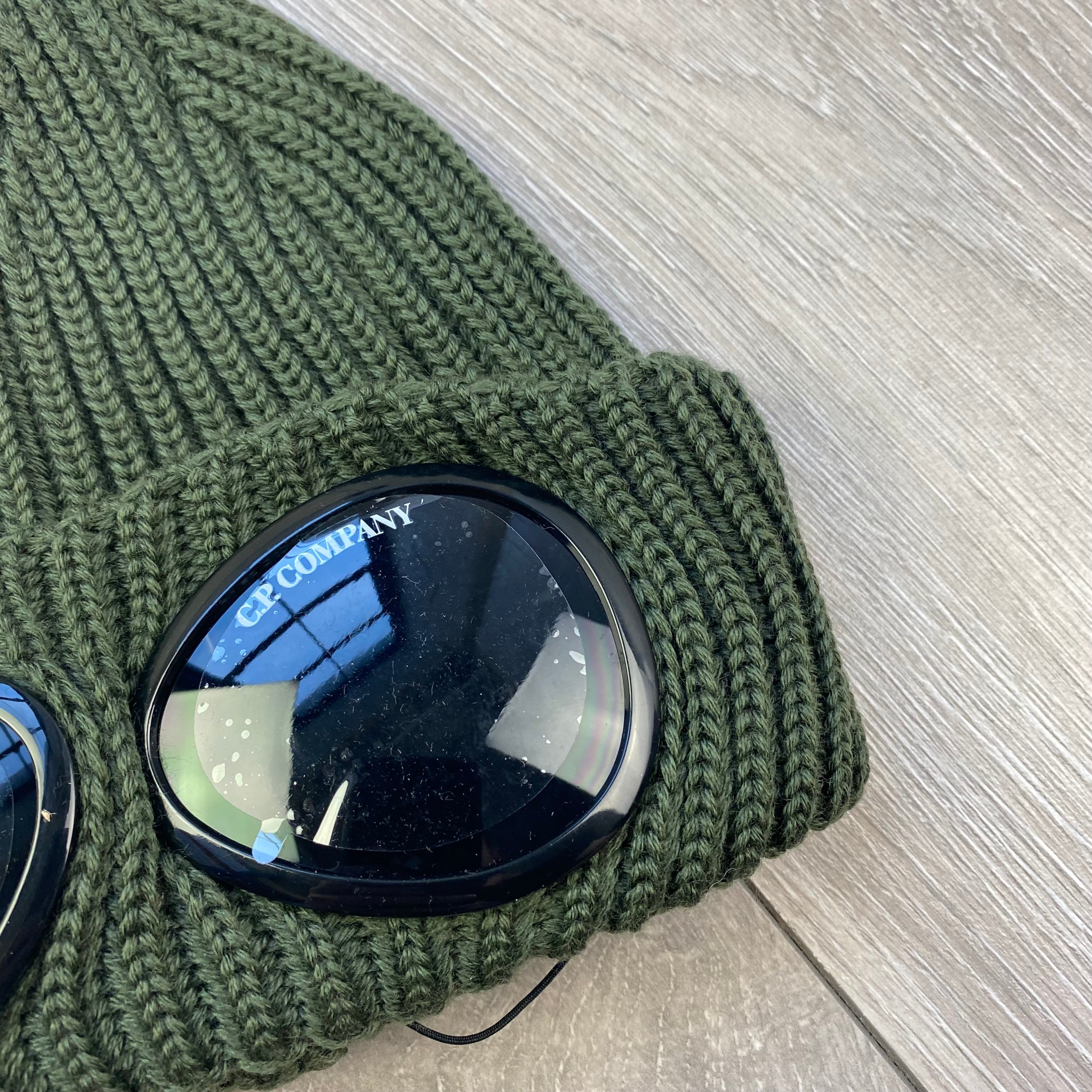 CP Company Goggle Beanie - Ivy Green -Usfansport