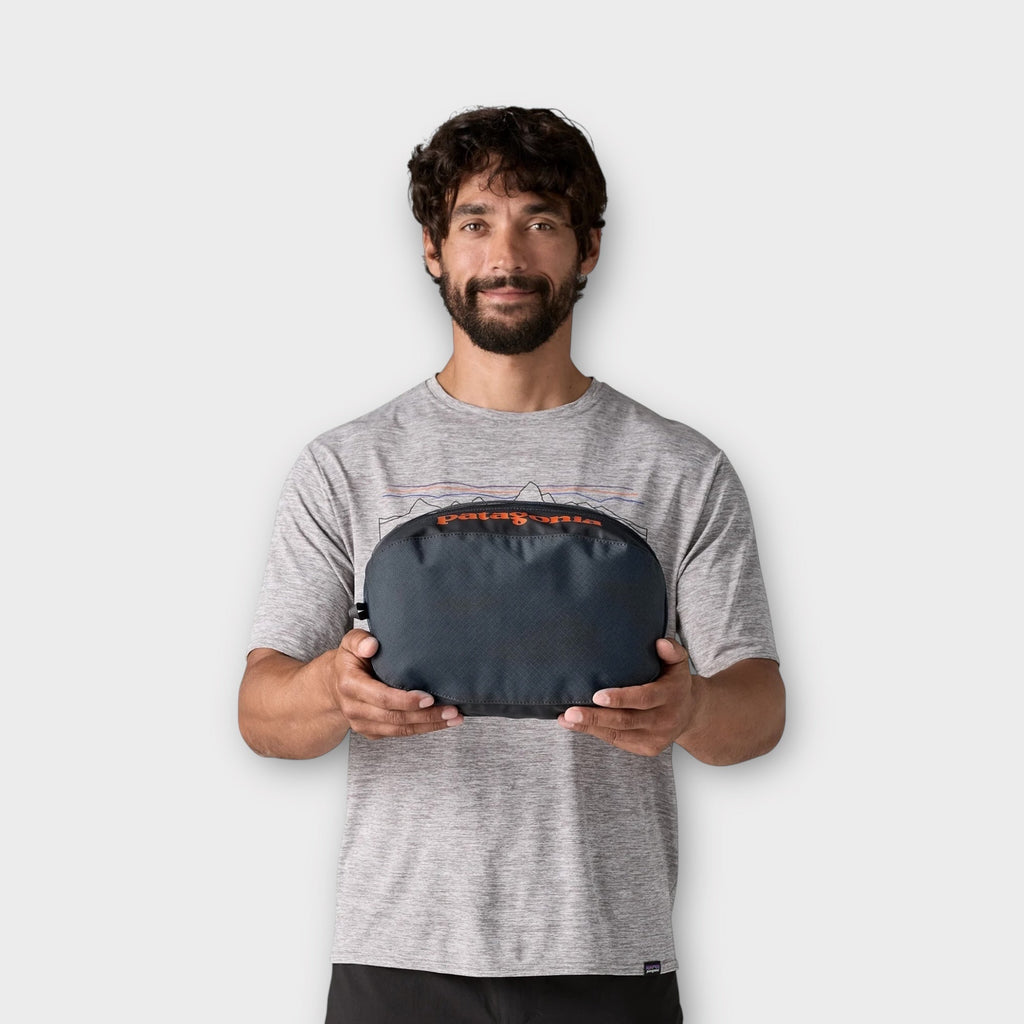 Patagonia Black Hole Cube 6L I Smolder Blue/Red