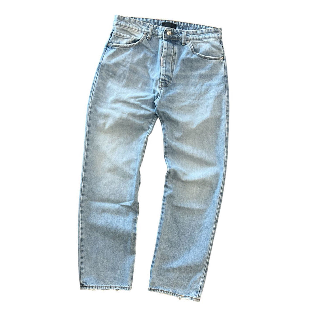 Jeans Do Not Conform