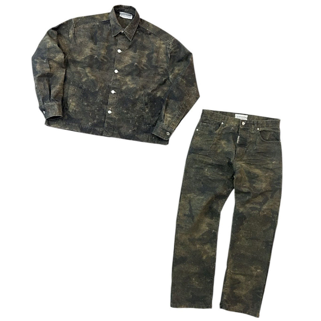 Jeans Do Not Conform