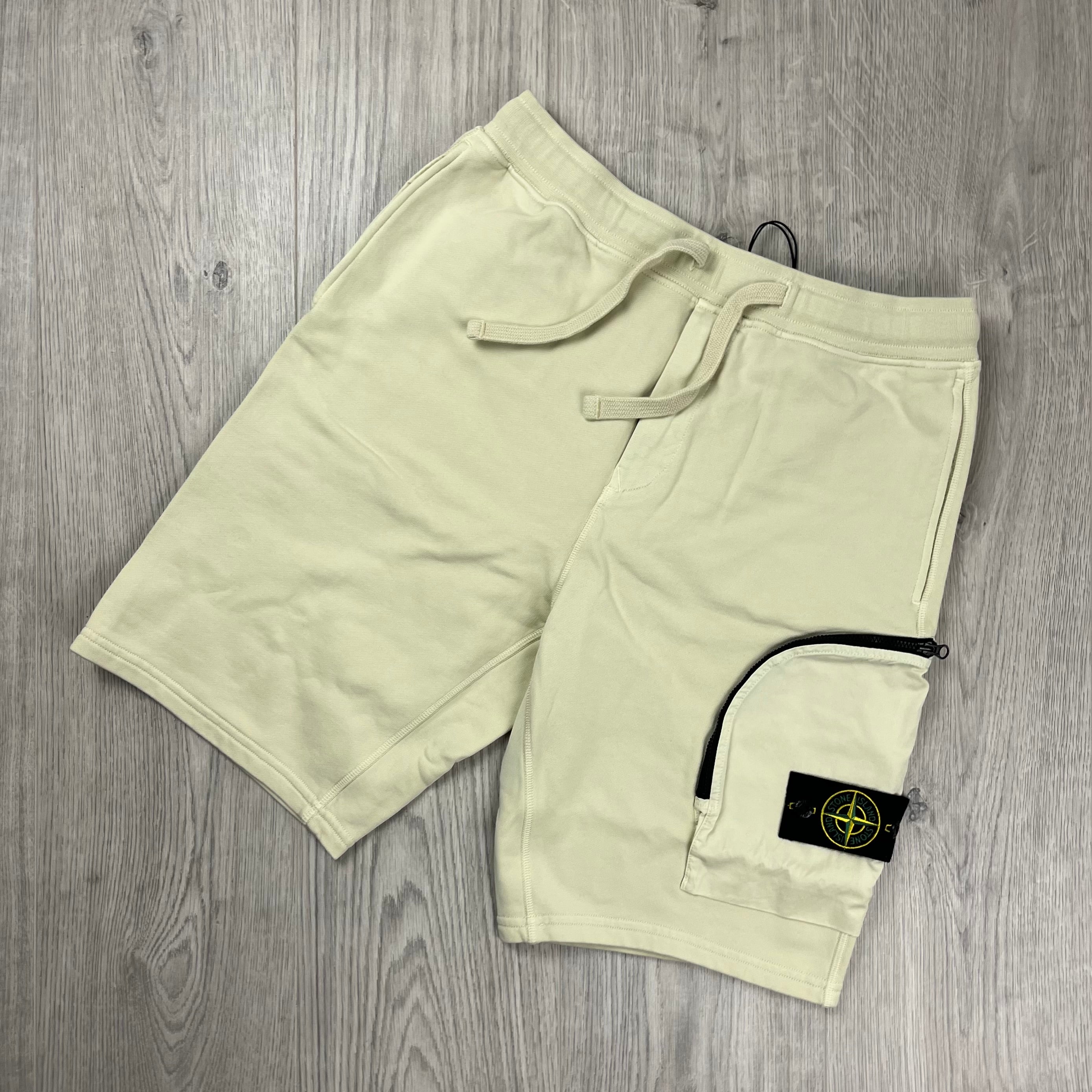 Stone Island Jersey Shorts - Oat -Usfansport