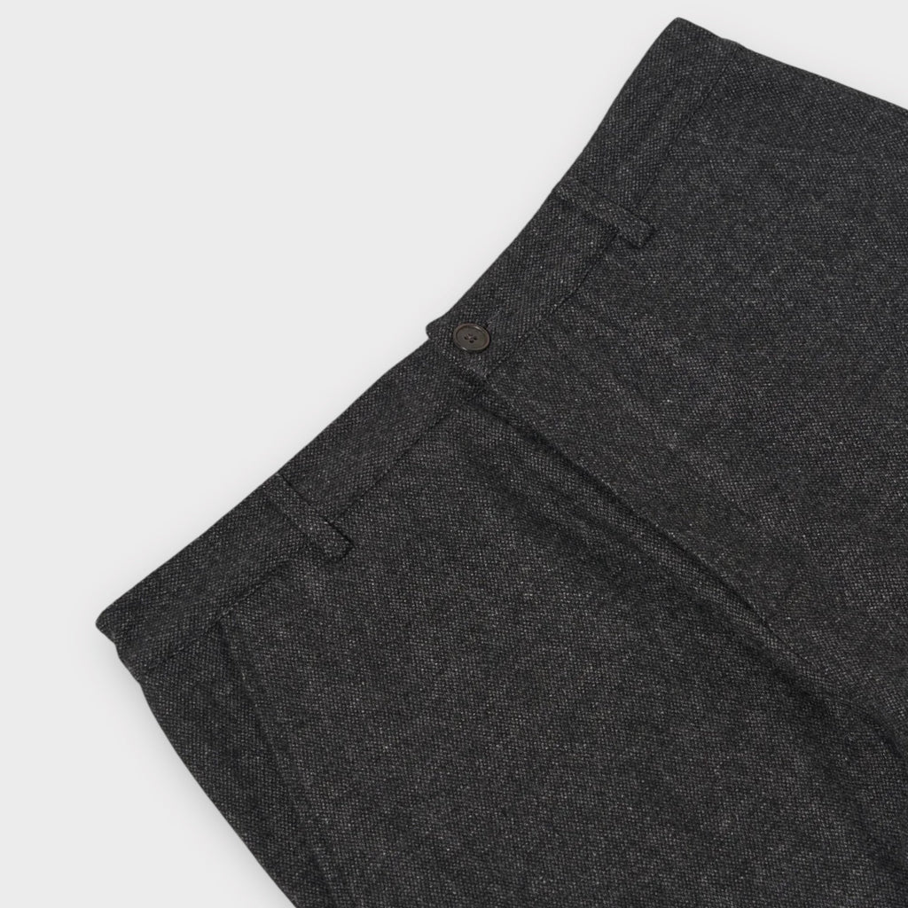 Universal Works Anders Wool Upcycled Military Chino I Grå